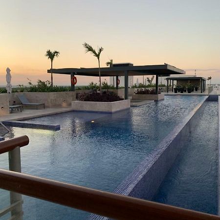 La Amada Condo With Marina View Cancún Eksteriør billede