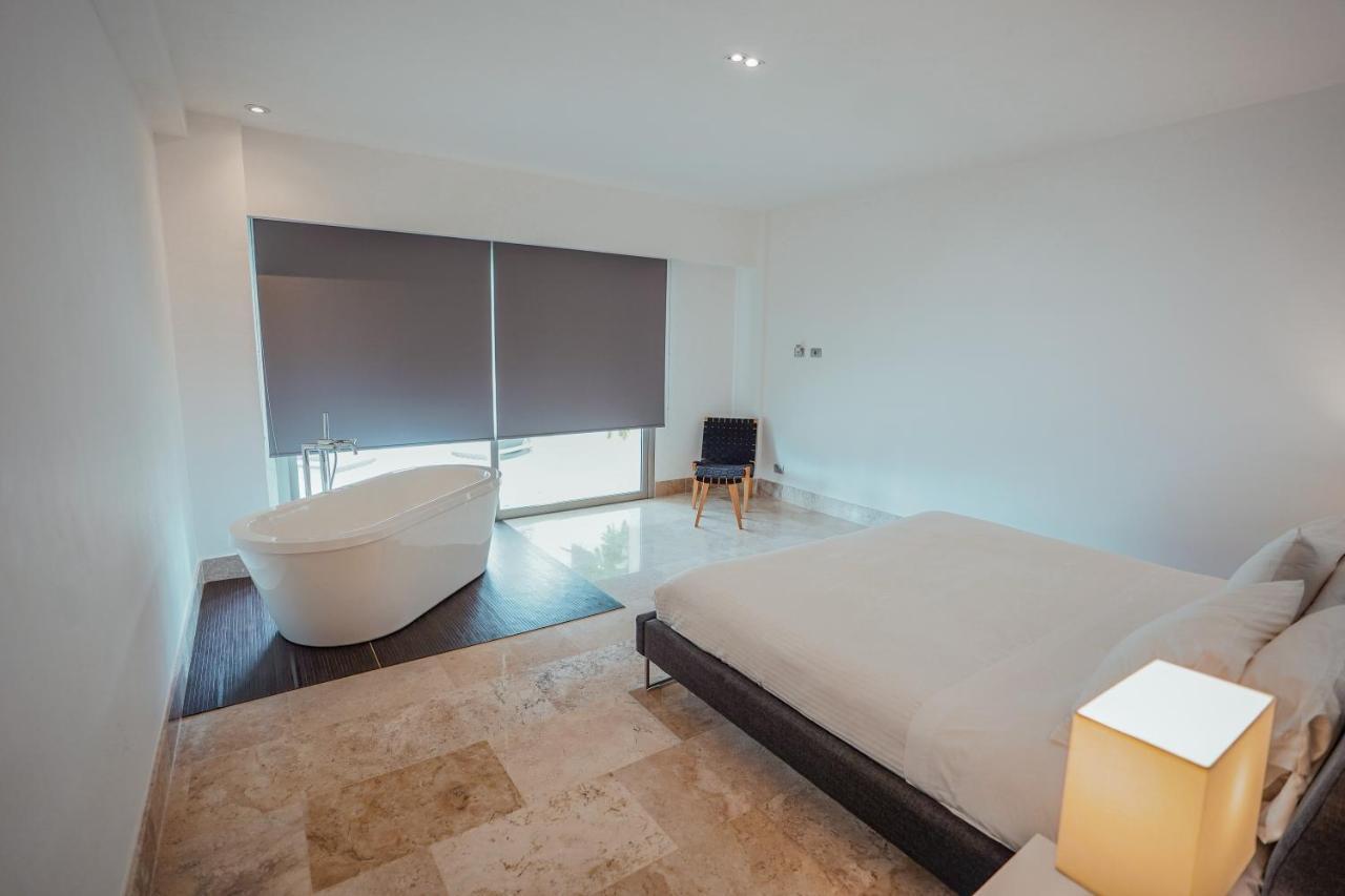 La Amada Condo With Marina View Cancún Eksteriør billede