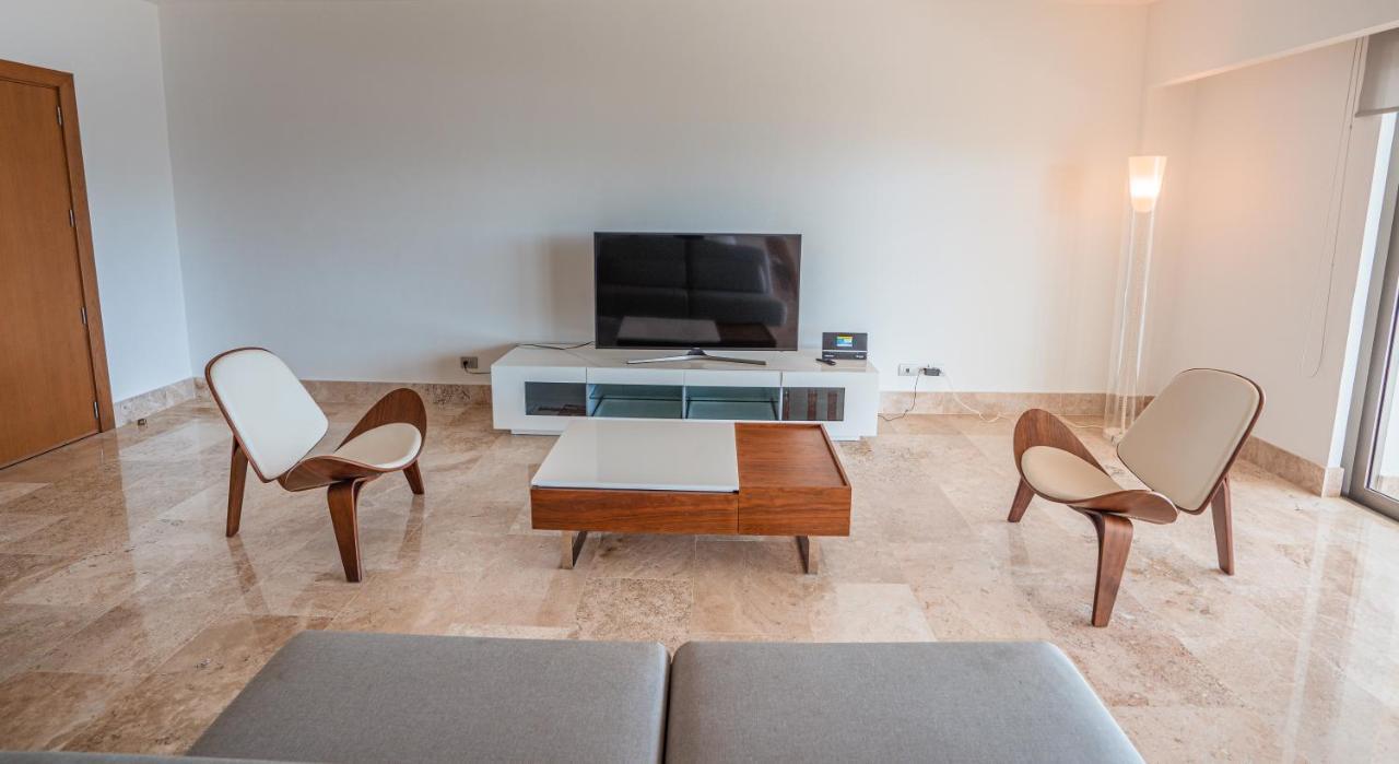 La Amada Condo With Marina View Cancún Eksteriør billede