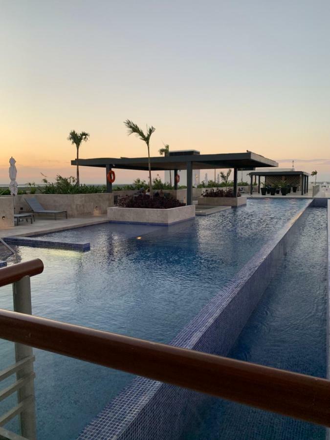 La Amada Condo With Marina View Cancún Eksteriør billede